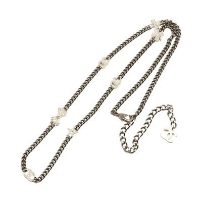 (Women) CHANEL Logo Pendant Necklace with Artificial Pearls for Women in Silver. 900012