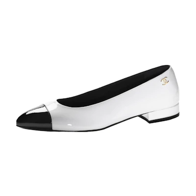 (W) Chanel Low-Top 'White Patent Leather'