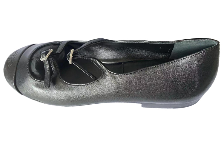 Buy (W) Sepatu Santai Slip-On Chanel Low-Top 'Kulit Hitam'. G39514-Y56417-94305