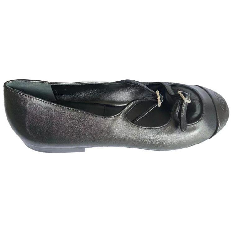 Order (W) Sepatu Santai Slip-On Chanel Low-Top 'Kulit Hitam'. G39514-Y56417-94305