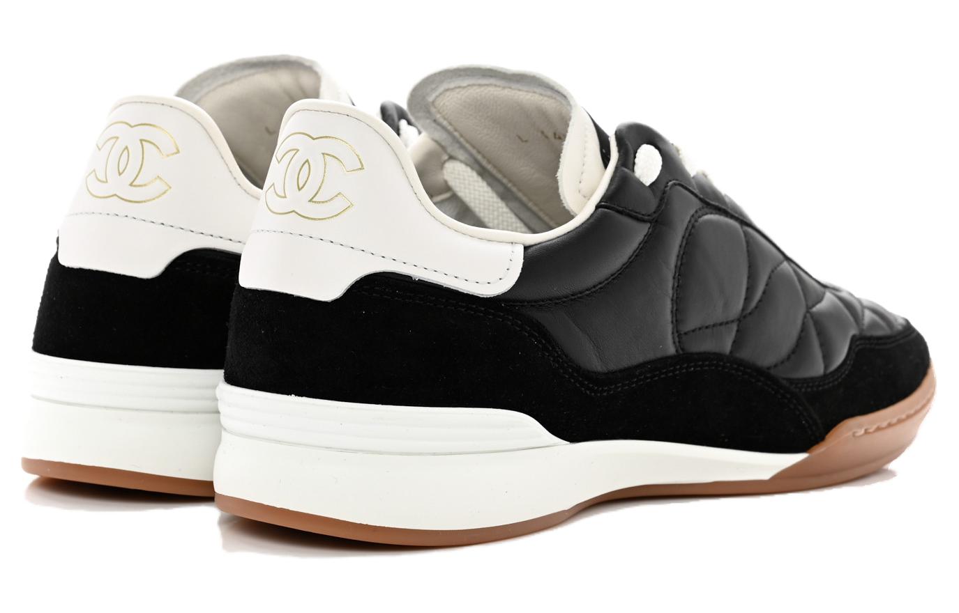 Shop (W) 샤넬 블랙 레더 로우탑 스니커즈 G45335-B14497-94305