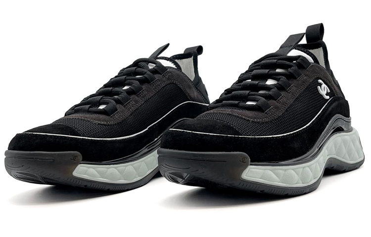 Lookbook (W) 香奈儿低帮布料小牛皮翻毛皮效果运动鞋“黑色” G39070-Y55826-K4284