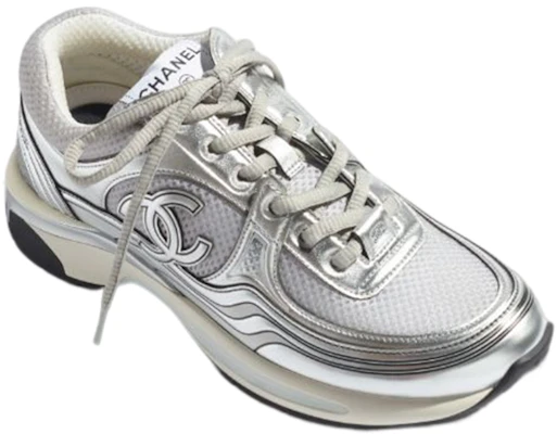 CHANEL香奈兒 徽標 低幫 運動休閒鞋 女款 銀灰色 Shop CHANEL香奈兒 徽標 低幫 運動休閒鞋 女款 銀灰色