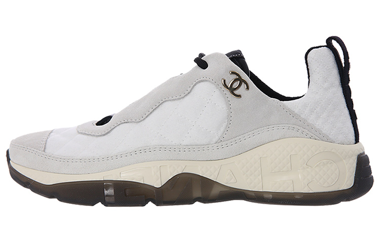 (W) Chanel Low Top Leather Sneaker 'Grey'