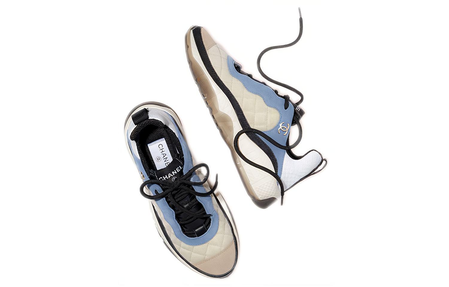 Shop 香奈儿 網紗與麂皮效果小牛皮運動鞋 女款 藍