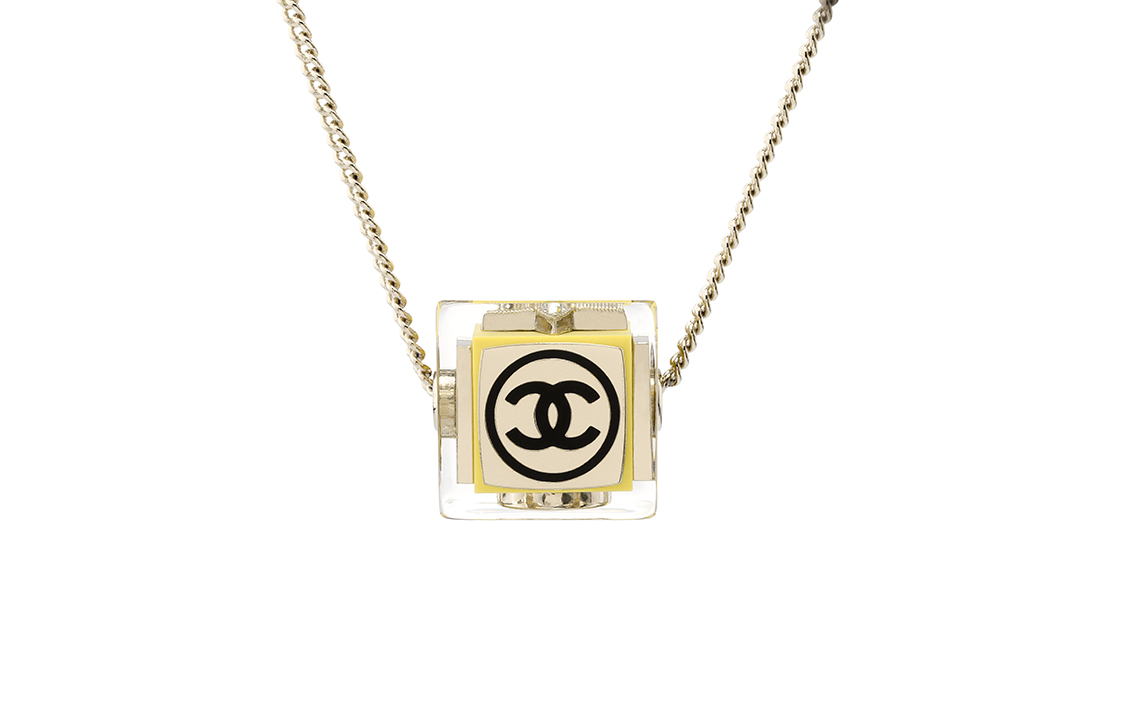 (Women) CHANEL Metallic Rhinestone Classic Double C Pendant Necklace Gold Women AB8437-B08289-NI301 圖 2