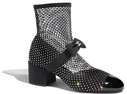 CHANEL香奈兒 魚網套筒粗跟 短靴 5.5cm 女款 黑色 Lookbook CHANEL香奈兒 魚網套筒粗跟 短靴 5.5cm 女款 黑色