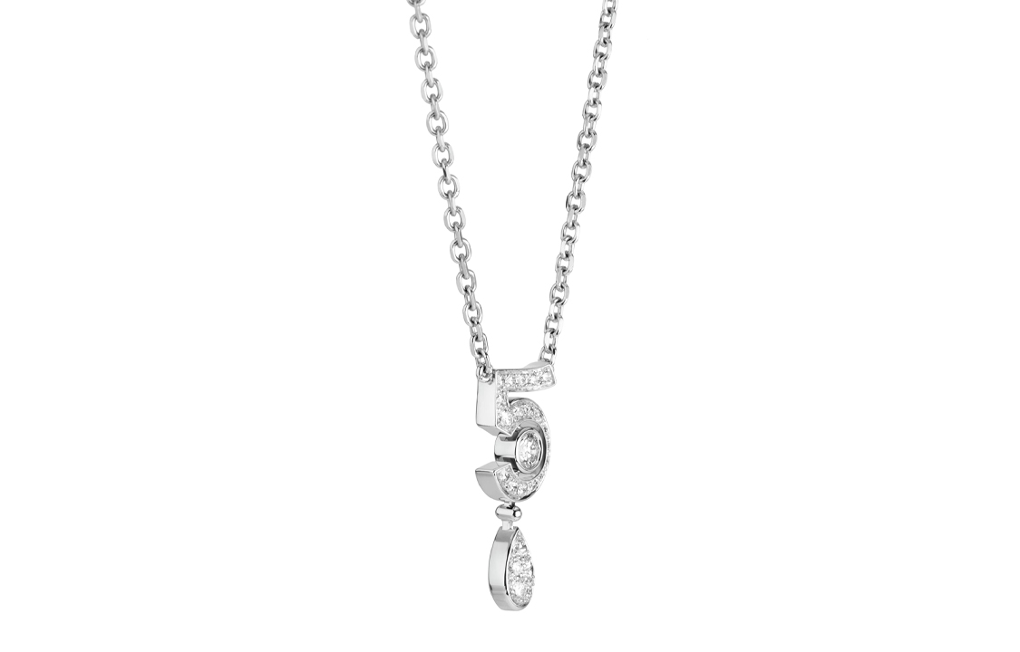 (Women) CHANEL No.5 Series Classic Gold Necklace for Women. J11991