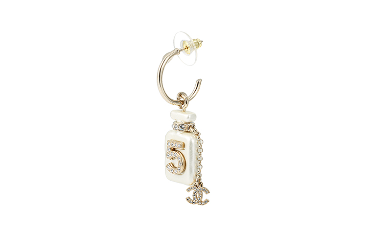 (Women) CHANEL Pearl Rhinestone Metal Number Earrings  White. AB8468-B08259-NI490 圖 3