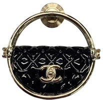 (Women) CHANEL Round Quilted Bag Metal Brooch 23C New Arrival. AB9851-0B09915-NL694 (Women) CHANEL Round Quilted Bag Metal Brooch 23C New Arrival. AB9851-0B09915-NL694