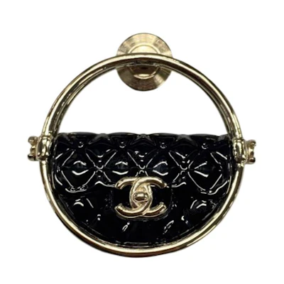 (Women) CHANEL Round Quilted Bag Metal Brooch 23C New Arrival. AB9851-0B09915-NL694