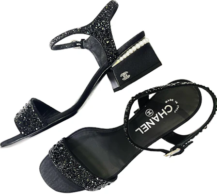 (W) Chanel Ronde Neus Gesp Blokhak Slide ''Fashion Zwart'' G39243-X56674-94305 Lookbook (W) Chanel Ronde Neus Gesp Blokhak Slide ''Fashion Zwart'' G39243-X56674-94305
