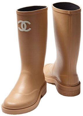 (Women) Chanel Rubber Rain Boots Beige G39620-X56326-0Q304 Lookbook (Women) Chanel Rubber Rain Boots Beige G39620-X56326-0Q304