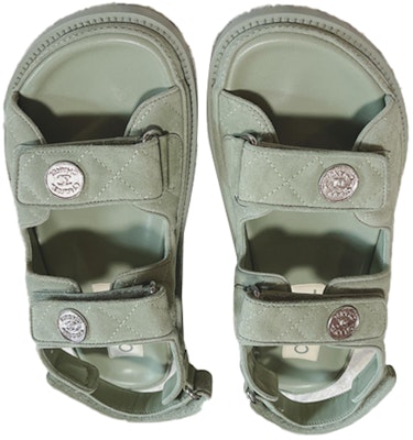 (W) 香奈儿时尚简约休闲绿凉鞋 G35927-X56384-0M648 Order (W) 香奈儿时尚简约休闲绿凉鞋 G35927-X56384-0M648