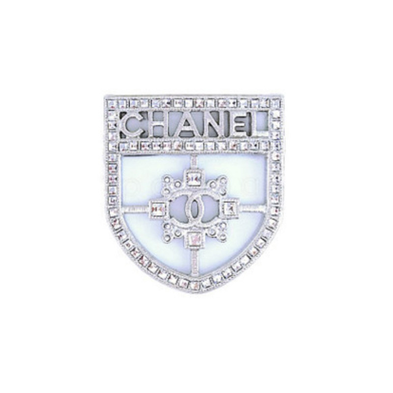 (Women) CHANEL Shield Metal Crystal Brooch  Silver A85908Y02003Z3502