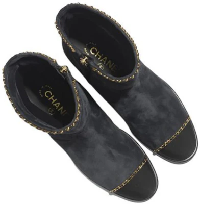 (W) Chanel Boot Pendek 'Gaya Sederhana Retro Abu-Abu' G37826-Y55399-K3060 Lookbook (W) Chanel Boot Pendek 'Gaya Sederhana Retro Abu-Abu' G37826-Y55399-K3060