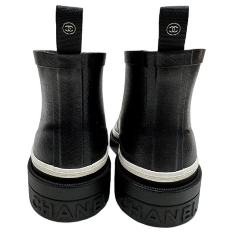 Shop (W) 香奈儿圆头黑色时尚短靴 G45076-B13298-94305