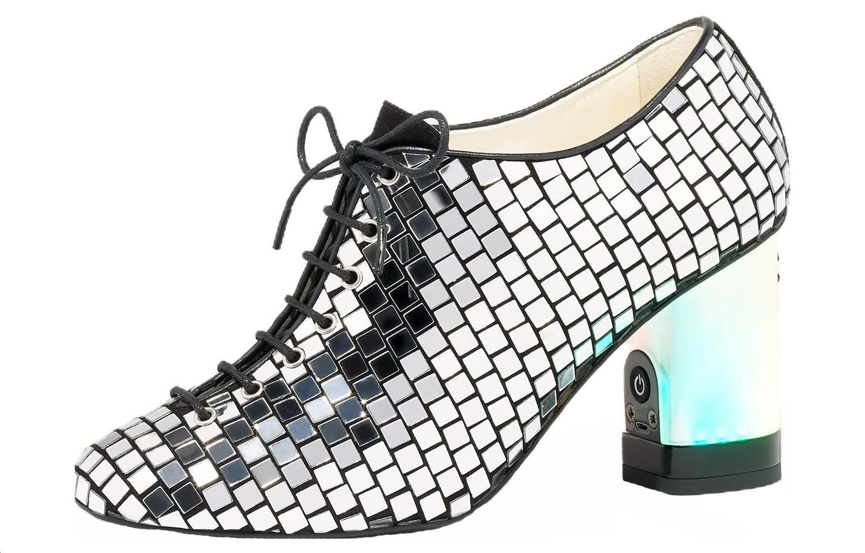 (W) Chanel Short Boots 'CMFTable Versatile 8cm Black and White'