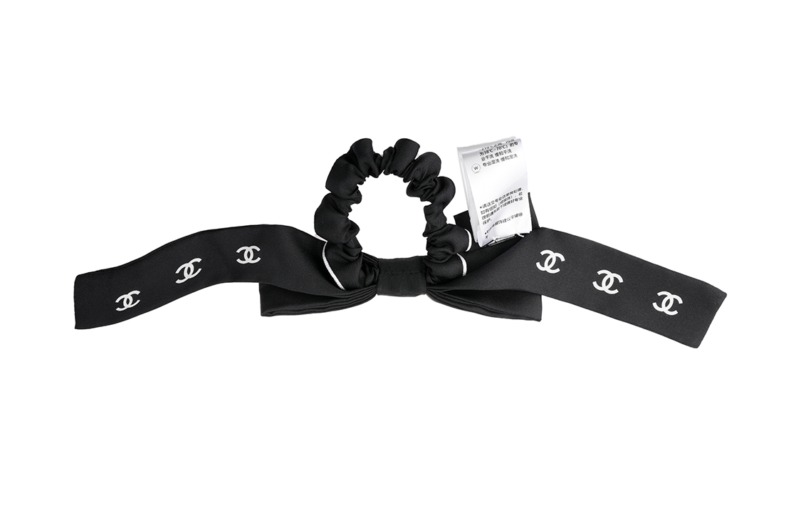 Lookbook (Women) CHANEL Silk Bow Bunny Ear Hair Tie for Women - Black AA8926-B10403-NM737
