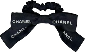 (Women) CHANEL Silk Hair Tie Black Bow Letter Print Hair Accessory. AA9064-B10844-NN771 (Women) CHANEL Silk Hair Tie Black Bow Letter Print Hair Accessory. AA9064-B10844-NN771