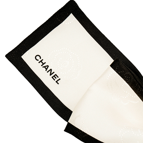 Shop (W) 샤넬 우먼즈 실크 헤어 타이 아이보리/블랙 - 패셔너블하고 편안한. AA7530B0560210800