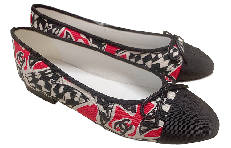 Order (W) Chanel Slip-On 'Negro Blanco Rojo' G02819-Y56351-K5355