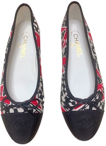 (W) Chanel Slip-On 'Negro Blanco Rojo' G02819-Y56351-K5355 Lookbook (W) Chanel Slip-On 'Negro Blanco Rojo' G02819-Y56351-K5355