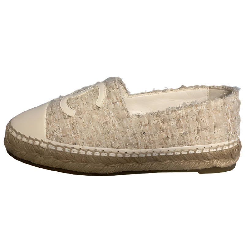 (W) Chanel Slip-On Round Toe Flats 'White'