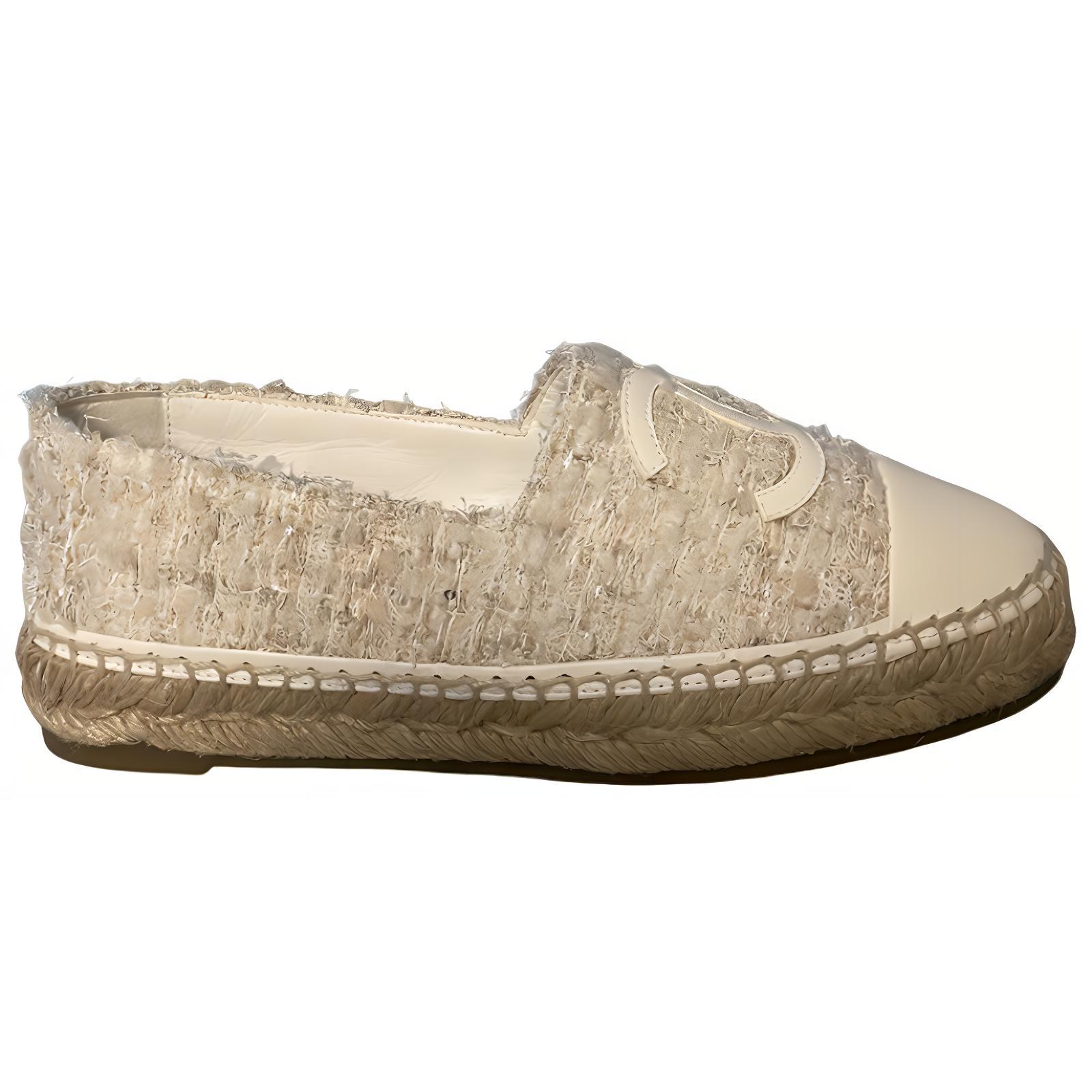 (W) Chanel Slip-On Round Toe Flats 'White' 圖 2