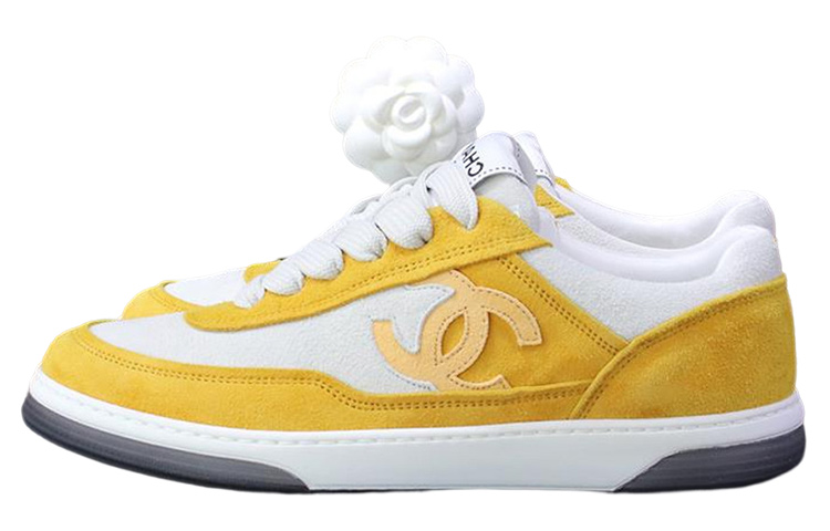 (W) Chanel Sneaker Low-Top Lace-Up 'Yellow White'