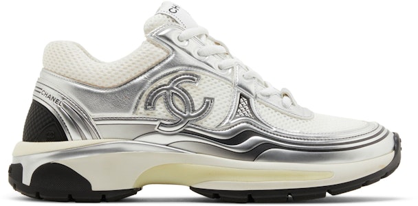 CHANEL香奈兒 皮革 徽章 銀角大王 低筒 運動休閒鞋 女款 白銀色 Buy CHANEL香奈兒 皮革 徽章 銀角大王 低筒 運動休閒鞋 女款 白銀色