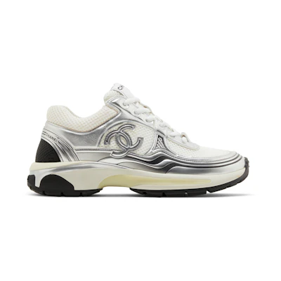 (W) Chanel Sneaker Low 'Silver Logo'
