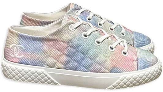 (W) Chanel Sneaker Rendah 'Pink Biru Putih' G38278-X56403-K3843 Lookbook (W) Chanel Sneaker Rendah 'Pink Biru Putih' G38278-X56403-K3843
