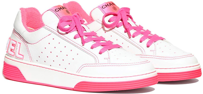 (W) Chanel Sneaker Putih Fuchsia G35934-X51648-C8653 Lookbook (W) Chanel Sneaker Putih Fuchsia G35934-X51648-C8653