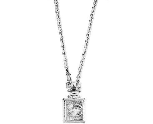 (Women) Chanel Spring/Summer 2023 Perfume Bottle Pendant Necklace with Crystals for Women. ABA323-B10497-NN166 Lookbook (Women) Chanel Spring/Summer 2023 Perfume Bottle Pendant Necklace with Crystals for Women. ABA323-B10497-NN166