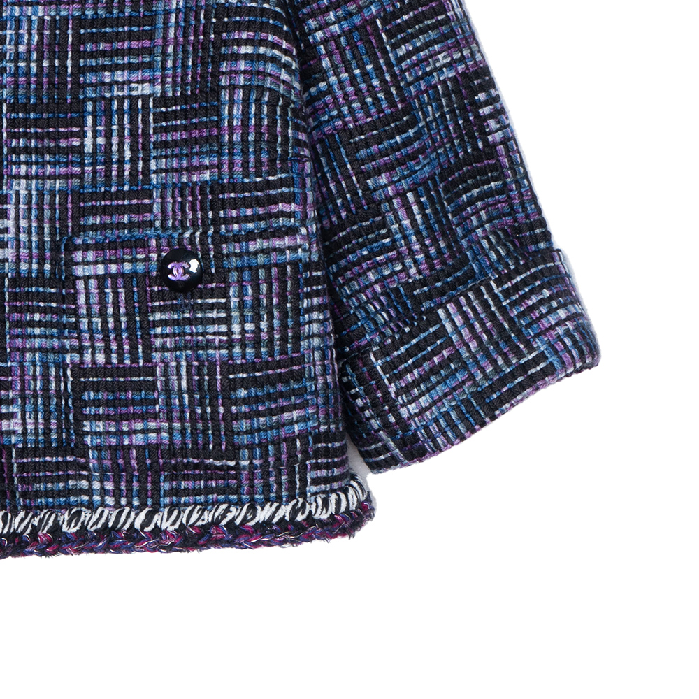 (Women) CHANEL Spring Summer 2024  Navy Blue Tweed V-Neck Long Sleeve Jacket. P75467-V67167-NQ363 圖 4