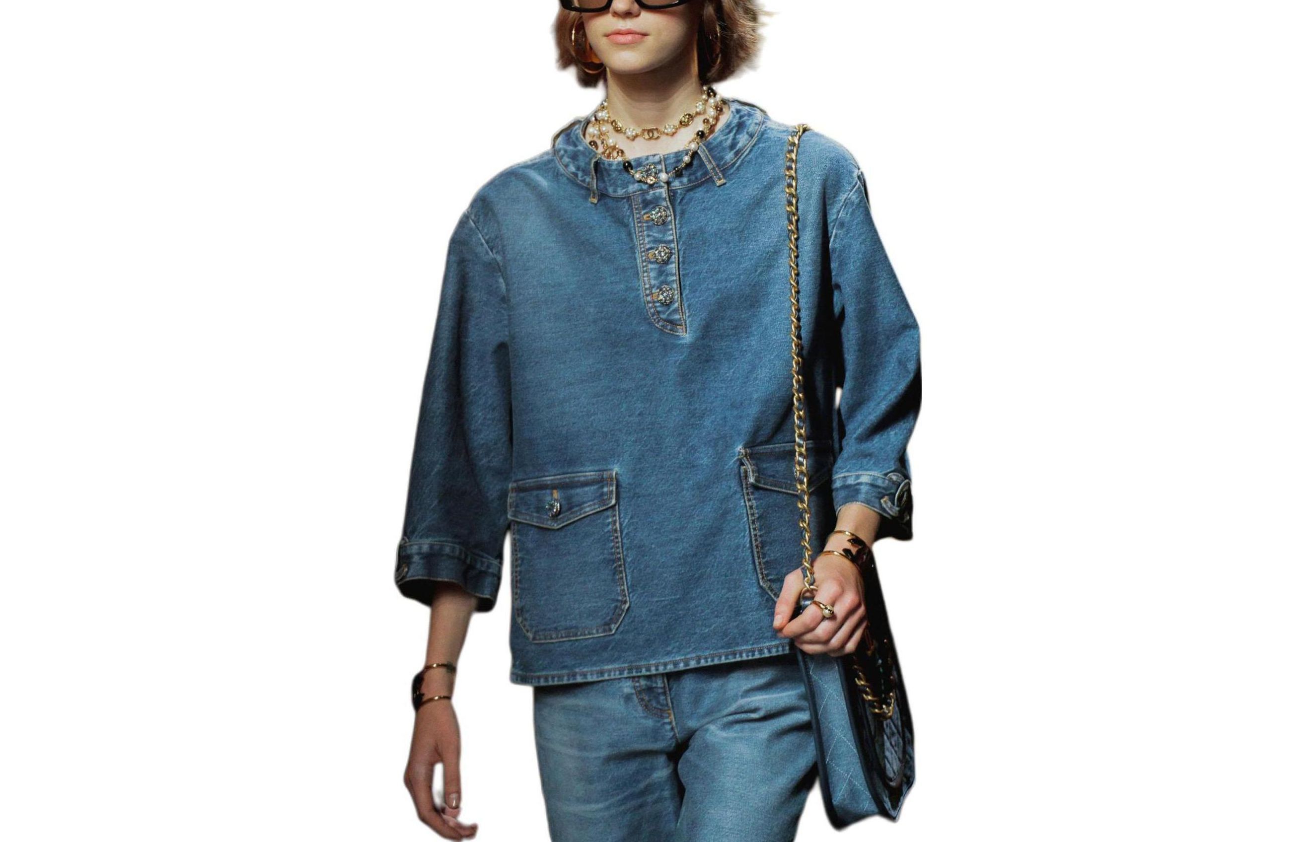 (Women) CHANEL Spring Summer 2024  Washed Effect 3/4 Sleeve Shirt - Blue. P76797-V69116-NX158