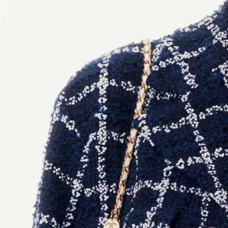 Shop (W) 샤넬 2024 봄/여름 네이비 블루 체크 버튼업 재킷 P76725-V68782-NU898