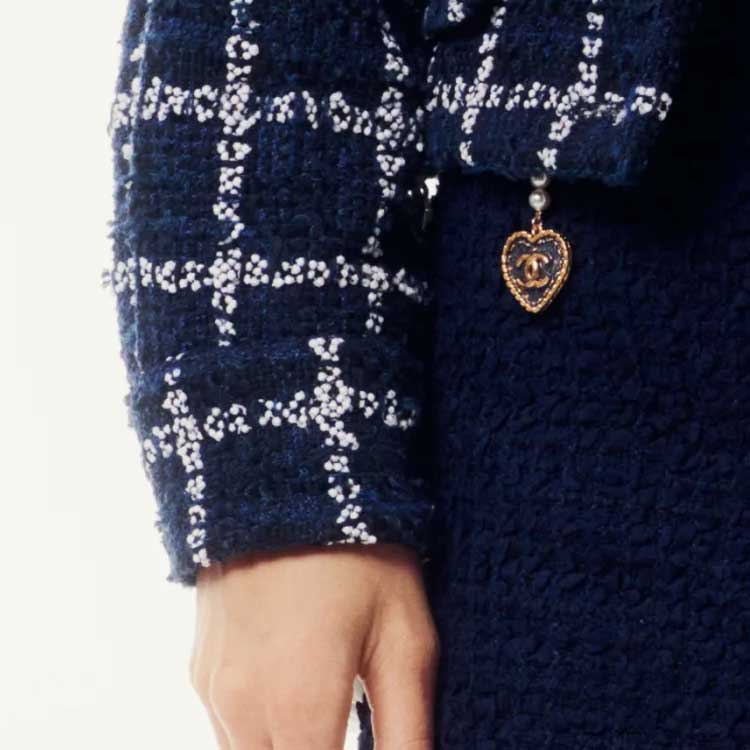 Purchase (W) 샤넬 2024 봄/여름 네이비 블루 체크 버튼업 재킷 P76725-V68782-NU898