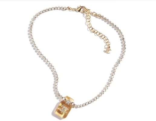 (Women) CHANEL Spring Summer 23S Orange Perfume Bottle Double-C Necklace with Crystals. ABA843-B10935-NN980 Order (Women) CHANEL Spring Summer 23S Orange Perfume Bottle Double-C Necklace with Crystals. ABA843-B10935-NN980