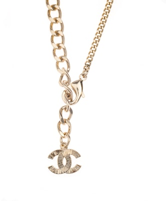 (W) 香奈兒春夏金色水晶雙C吊墜項鍊女款 ABA245-B10373-NM707 Shop (W) 香奈兒春夏金色水晶雙C吊墜項鍊女款 ABA245-B10373-NM707