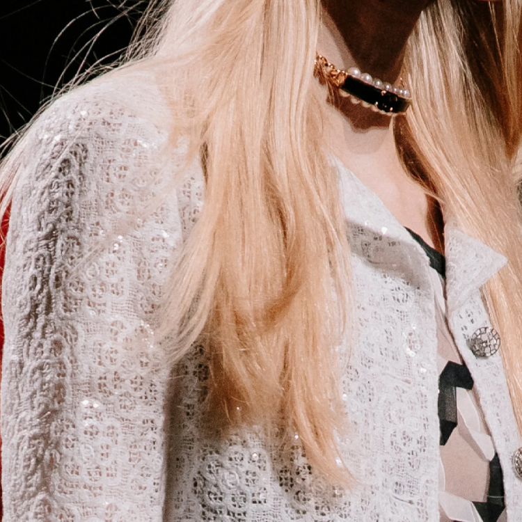 (Women) CHANEL Spring/Summer White Lace Sequin Long Sleeve Jacket for Women. P77293-V69088-0010 圖 4