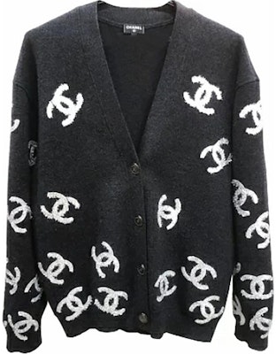 (Women) CHANEL SS22 Black Knit Cardigan with Logo Jacquard Design. P72997-K10494-NJ055 Buy (Women) CHANEL SS22 Black Knit Cardigan with Logo Jacquard Design. P72997-K10494-NJ055