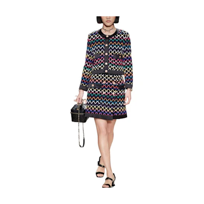 (Women) CHANEL SS22 Black Tweed Jacket Long Sleeve Round Neck Button-Up. P72503-V64213-NH780