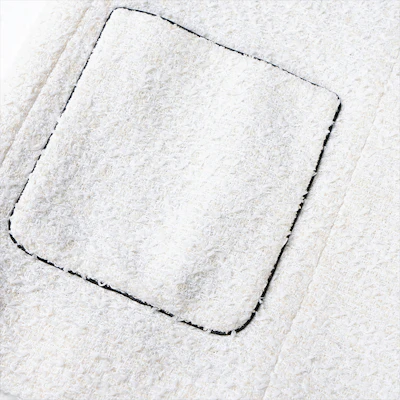 (Women) CHANEL SS22 White Cotton Silk Tweed Jacket P72420-V63388-NG158 Details for (Women) CHANEL SS22 White Cotton Silk Tweed Jacket P72420-V63388-NG158