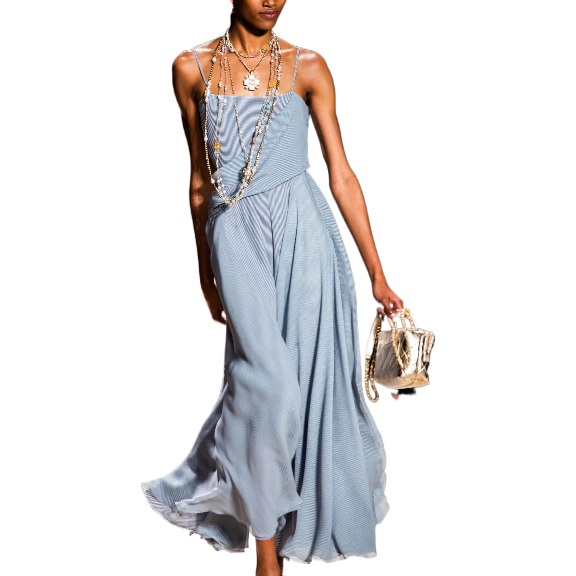 Lookbook (W) 香奈儿 SS22 灰色无袖连衣裙 女款 P72548-V64385-NH806