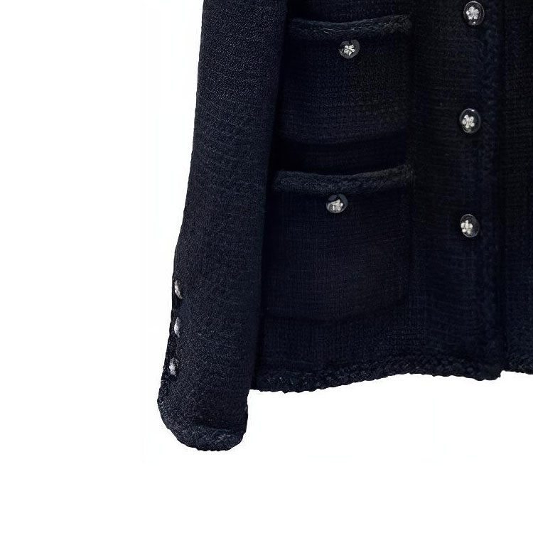 Details for (W) CHANEL SS23 黑色圓領長袖針織開衫. P75863-V19676-NU983