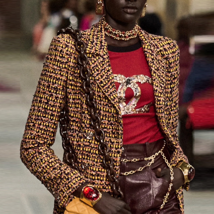 Shop (W) CHANEL SS23 徽標對比針織圓領長袖毛衣 多色 P75281-V22445-NP337