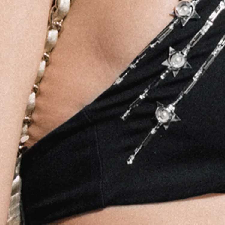Sizing (Women) CHANEL SS24  Black Halterneck Chain Bikini. P76373-V65779-NT497