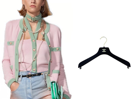 (Women) CHANEL SS24 Casual Round Neck Cashmere Sweater Light Pink with Hanger P76463-K10983-NU526 Order (Women) CHANEL SS24 Casual Round Neck Cashmere Sweater Light Pink with Hanger P76463-K10983-NU526